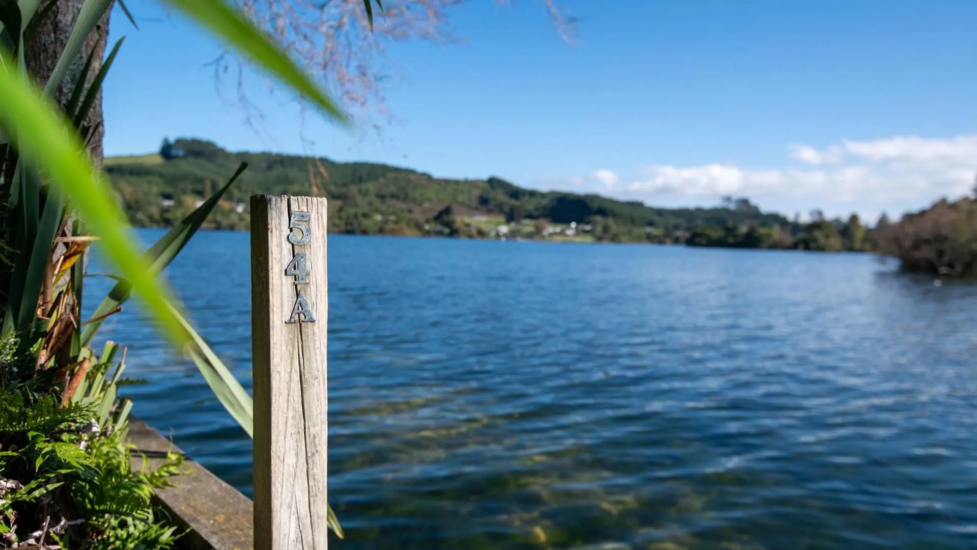 Okere Jetty Escape - Rotoiti Holiday Home Rotorua 0*,  Új-Zéland