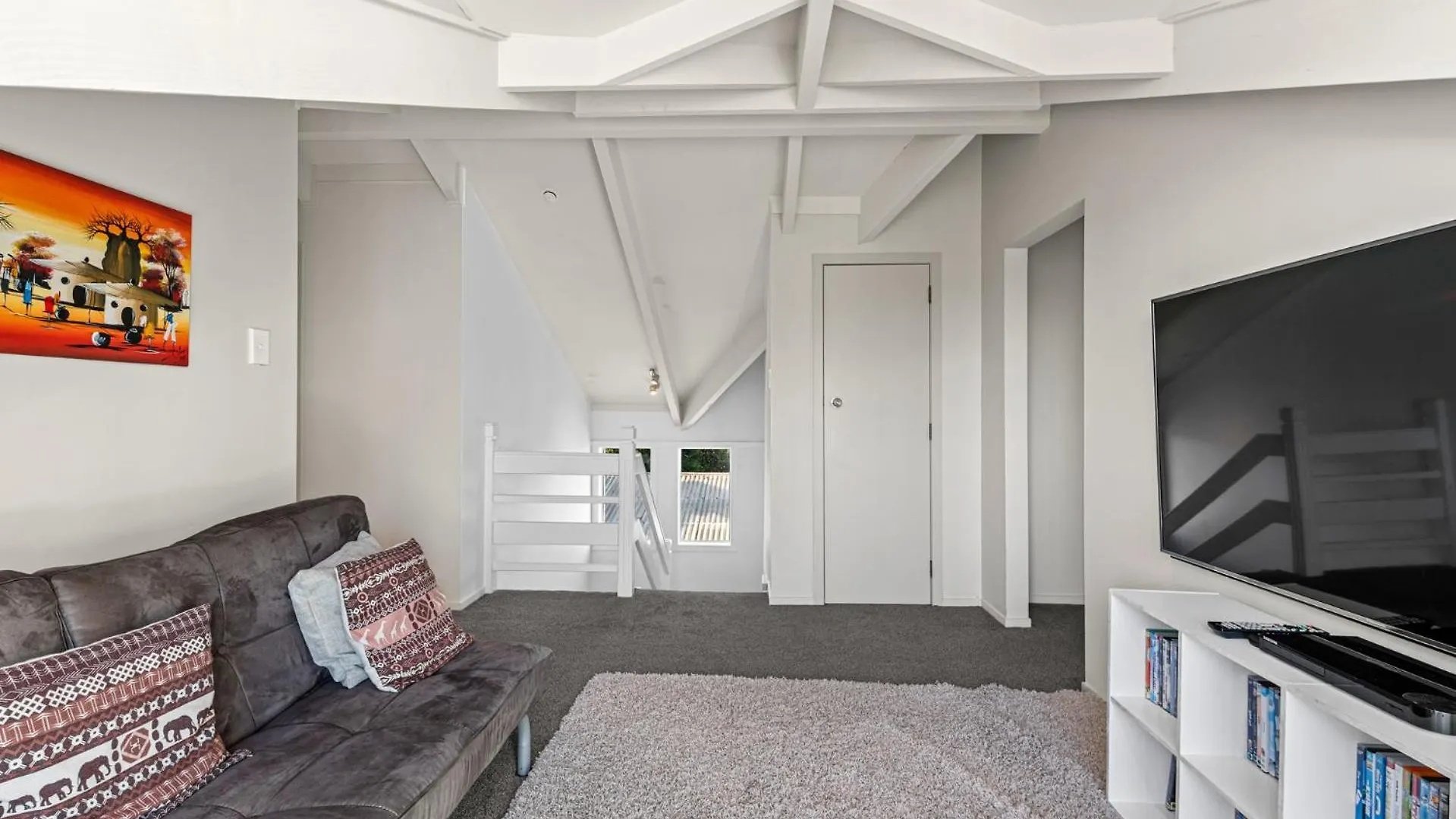Okere Jetty Escape - Rotoiti Holiday Home Rotorua